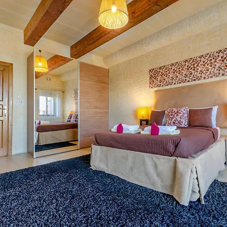 A Popular Pet Friendly Villa With A Pool, Gozo Xagħra Exterior foto