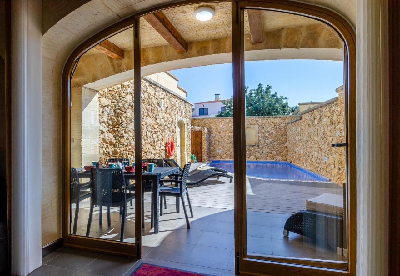 A Popular Pet Friendly With A Pool, Gozo Villa *