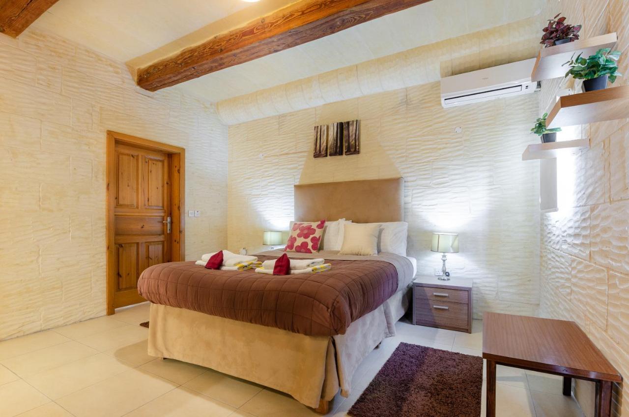 A Popular Pet Friendly With A Pool, Gozo Villa